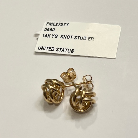 Saks Fifth Avenue - 14k Yellow Gold Stud Knot Earring - NWT - Picture 3 of 3